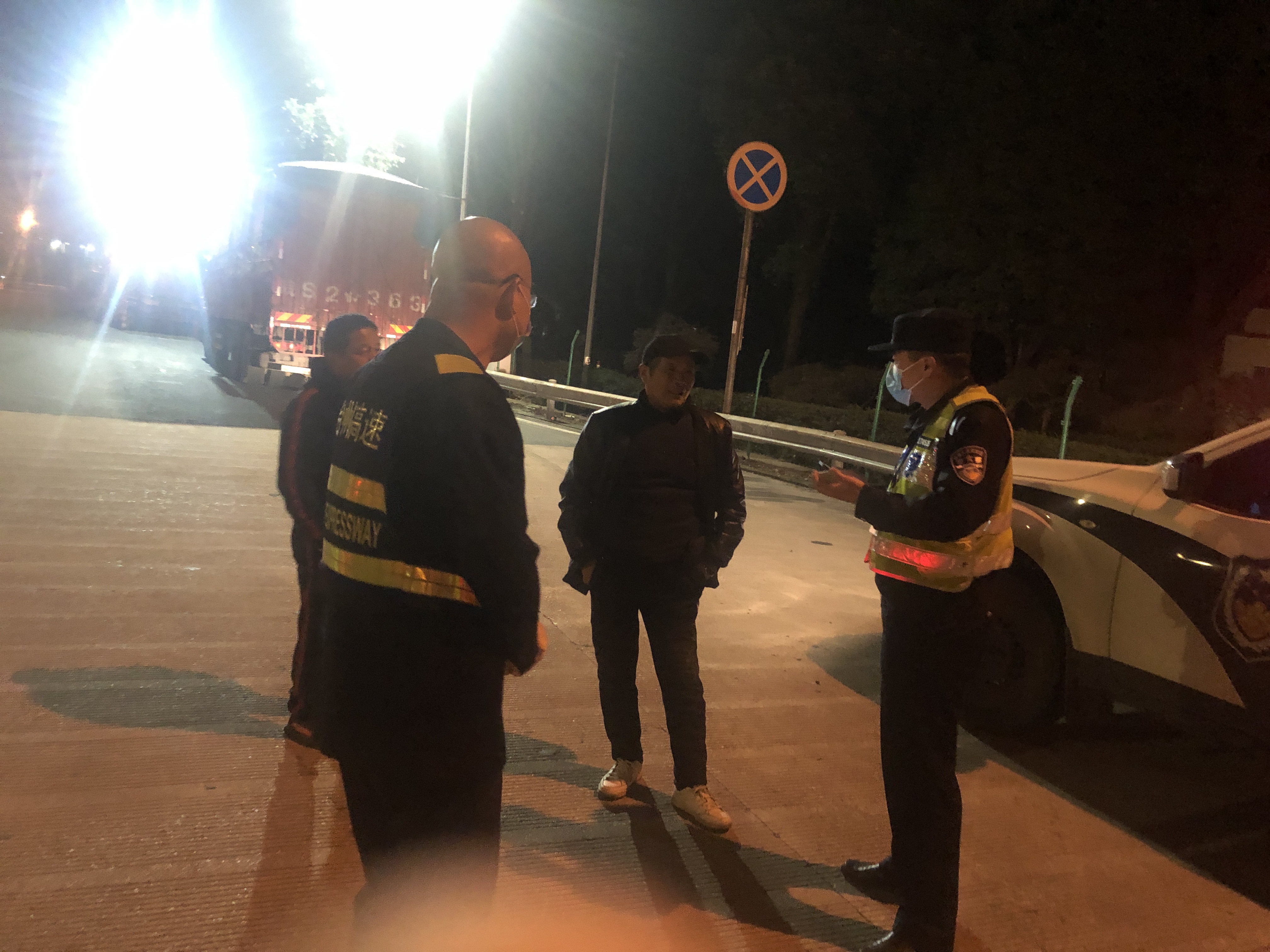 1637197885860190.jpg 8f4df0fe26823aa79e485bd0dbe9e32.jpg